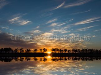 Western Cape Skies reflecting in the a Gouda Dam
